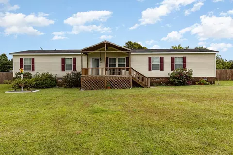 7457 Ross Rd, Erwin, NC 28339 photo 3