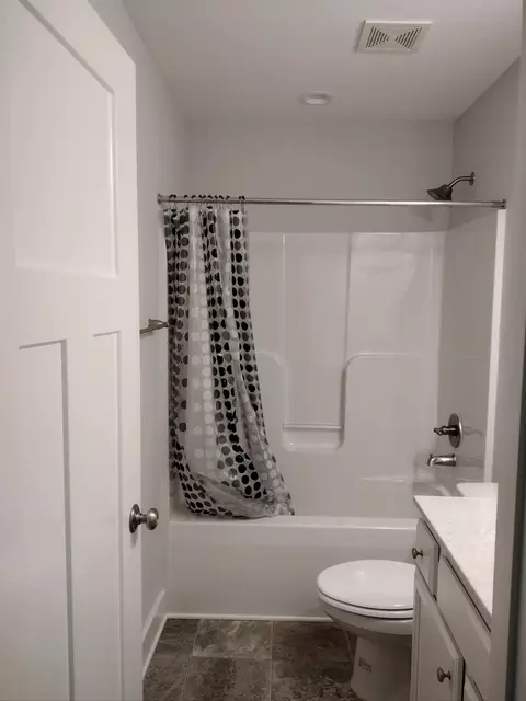 207 E Holmes St, Benson, NC 27504 photo 18