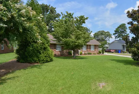306 Chicopee Rd, Benson, NC 27504 photo 2