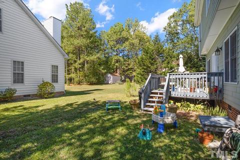 409 Maymount Dr, Durham, NC 27703 photo 4