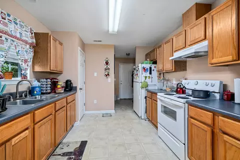 2809 Lutz Ln, Durham, NC 27703 photo 4