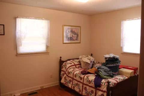 104 Dwight Dr, Micro, NC 27555 photo 9