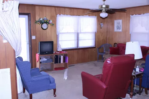 104 Dwight Dr, Micro, NC 27555 photo 3