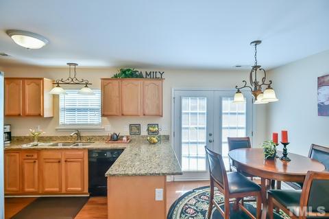 8 Biltmore Pl, Durham, NC 27712 photo 5