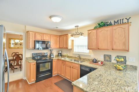 8 Biltmore Pl, Durham, NC 27712 photo 6