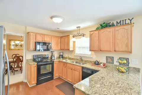 8 Biltmore Pl, Durham, NC 27712 photo 6