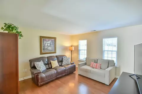 8 Biltmore Pl, Durham, NC 27712 photo 3