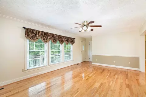 146 Angleview Dr, Wendell, NC 27591 photo 4