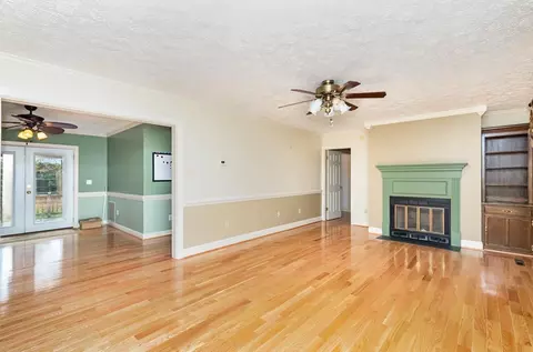 146 Angleview Dr, Wendell, NC 27591 photo 2