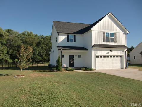 718 Maple Ave, Dunn, NC 28334 photo 1