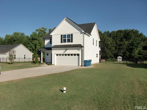 718 Maple Ave, Dunn, NC 28334 photo 4