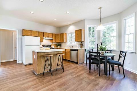 103 Trailview Dr, Cary, NC 27513 photo 9