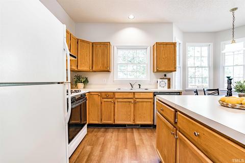 103 Trailview Dr, Cary, NC 27513 photo 14