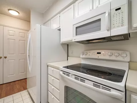 36 Forest Green Dr, Durham, NC 27705 photo 9
