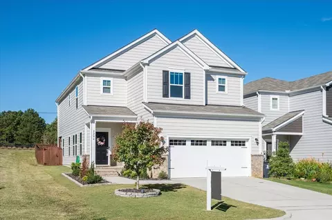2204 Gregor Overlook Ln E, Apex, NC 27502 photo 2