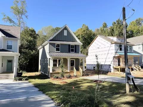 2405 Miriam Cir, Durham, NC 27704 photo 3