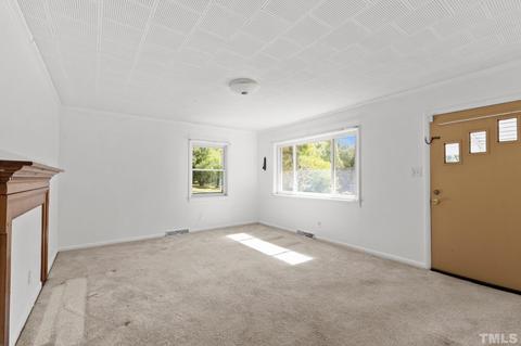 2711 E Geer St, Durham, NC 27704 photo 4