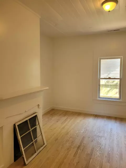 213 W Trinity Ave, Durham, NC 27701 photo 5
