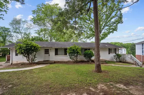 3811 Marcom St, Raleigh, NC 27606