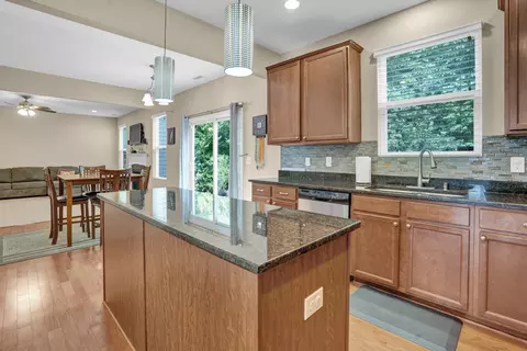 2211 Pear Tree Ln, Durham, NC 27703 photo 7