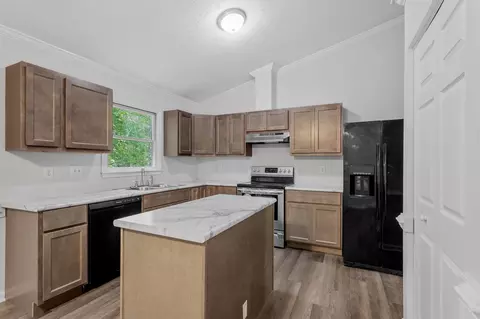 52 S Engels Cir, Durham, NC 27703 photo 9