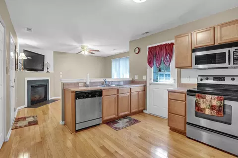 7 Newtown Ct, Durham, NC 27713 photo 6