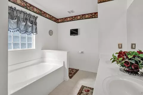7 Newtown Ct, Durham, NC 27713 photo 9
