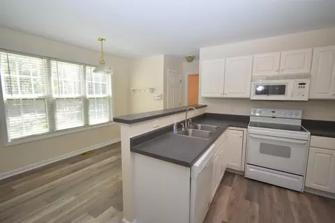 12 Ballard Ct, Durham, NC 27712 photo 8