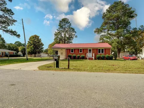101 Phillips St, Smithfield, NC 27577 photo 1