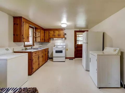 101 Phillips St, Smithfield, NC 27577 photo 9