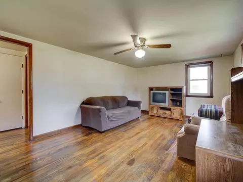101 Phillips St, Smithfield, NC 27577 photo 5