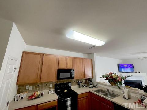 2735 Wyntercrest Ln, Durham, NC 27713 photo 5