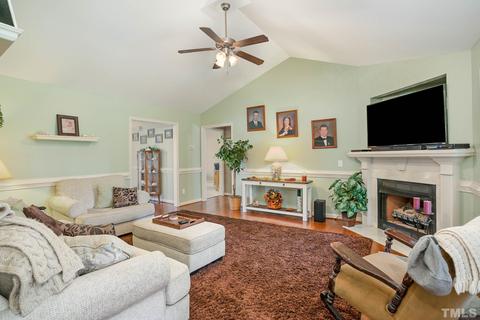 29 Hickory Nut Dr, Smithfield, NC 27577 photo 6