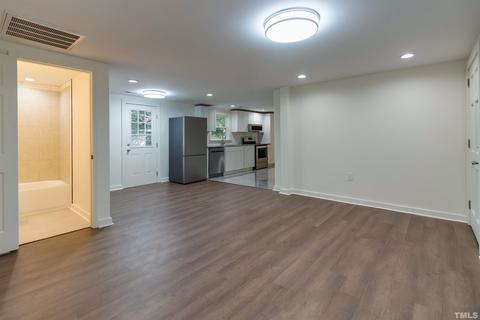 203 N Hinnant St, Micro, NC 27555 photo 4