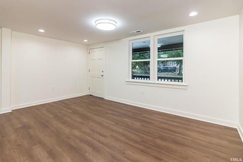 203 N Hinnant St, Micro, NC 27555 photo 3