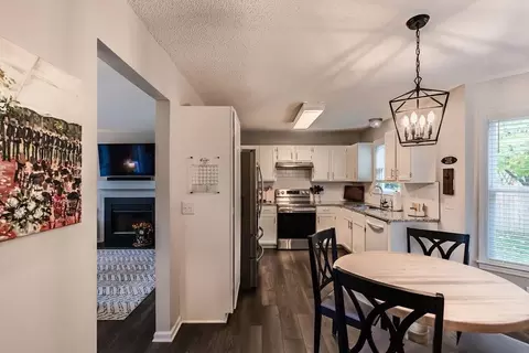 808 Napleton Cir, Apex, NC 27502 photo 5