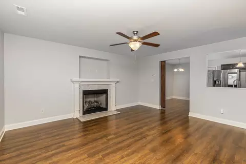 112 Willmont Ct, Benson, NC 27504 photo 2