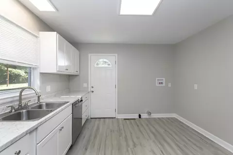 5609 Us 70, Durham, NC 27705 photo 11