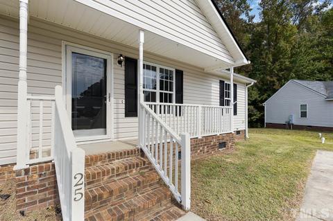 25 Atlantic Ave, Benson, NC 27504 photo 3
