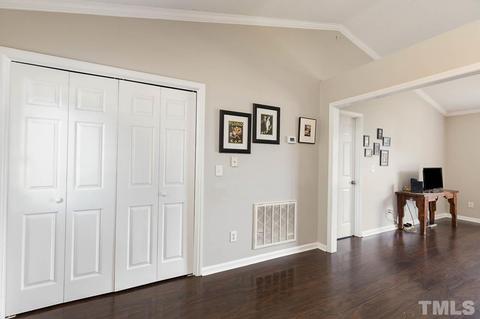 25 Atlantic Ave, Benson, NC 27504 photo 10