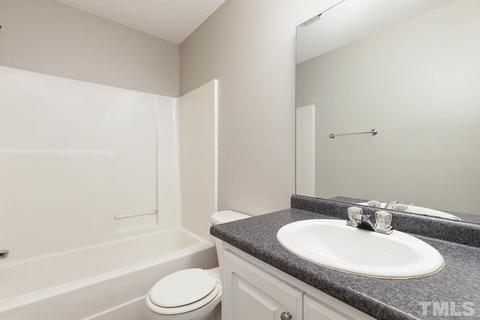 25 Atlantic Ave, Benson, NC 27504 photo 18