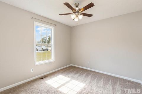 25 Atlantic Ave, Benson, NC 27504 photo 14