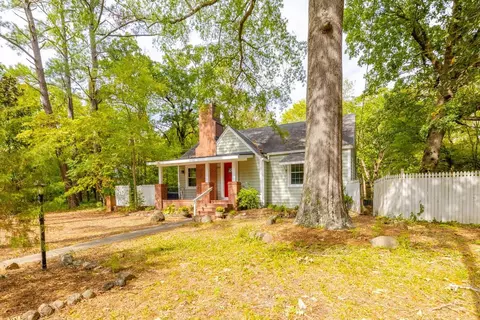2608 Vineyard St, Durham, NC 27707 photo 2
