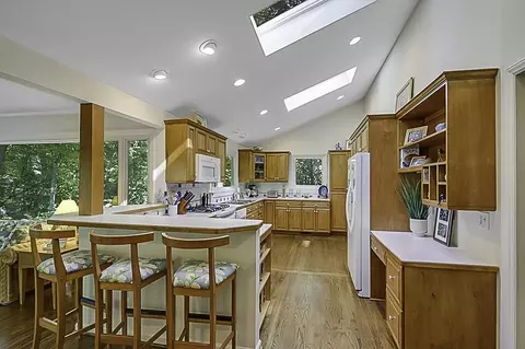 605 Compton Rd, Raleigh, NC 27609 photo 7