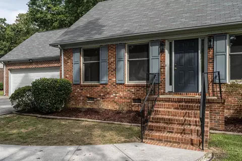 602 Clarion Dr, Durham, NC 27705 photo 3
