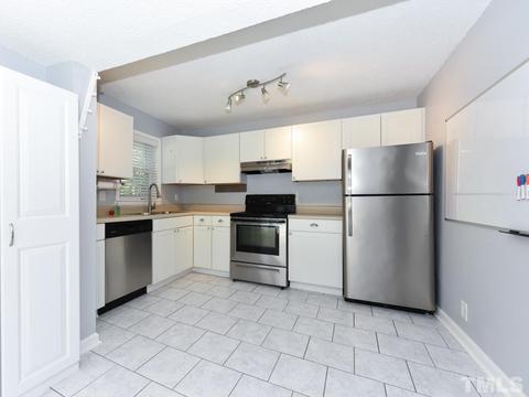 105 Center St, Garner, NC 27529 photo 5