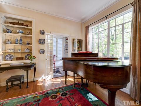 1006 W Trinity Ave, Durham, NC 27701 photo 9