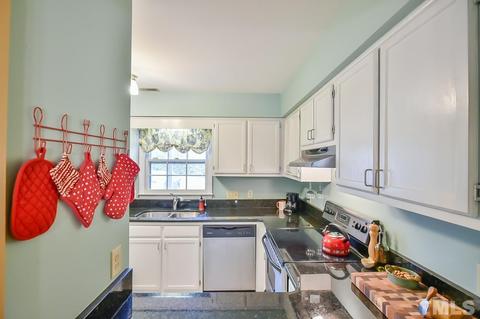 108 Shady Spring Pl, Durham, NC 27713 photo 13