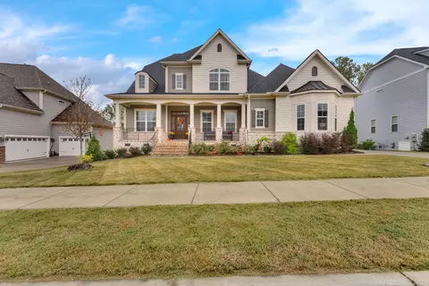 3105 Beechcroft Ln, Apex, NC 27502 photo 1