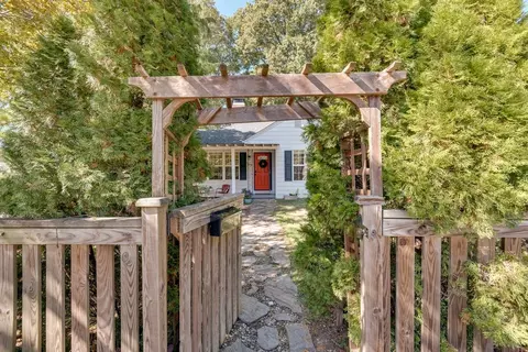 2523 Banner St, Durham, NC 27704 photo 3